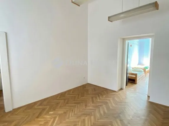 Eladó lakás Budapest VI. kerület 184 nm