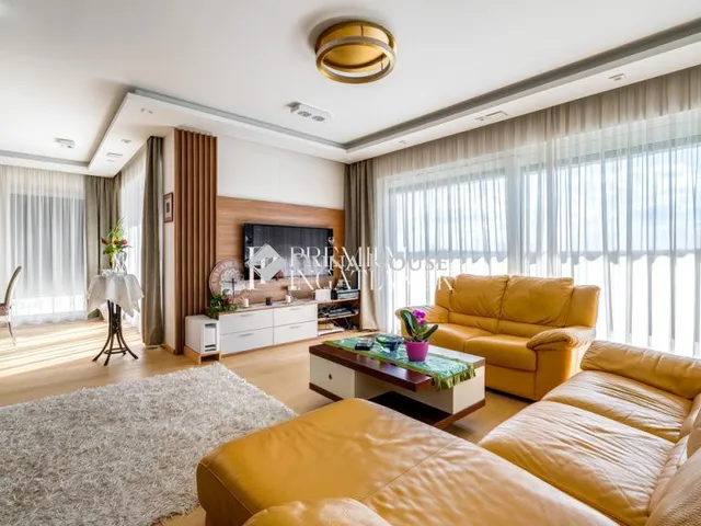 Eladó ház Budapest XI. kerület 464 nm