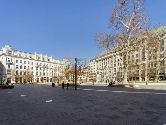 Eladó lakás Budapest V. kerület 99 nm