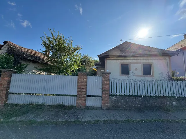 Eladó ház Gyöngyöspata 65 nm
