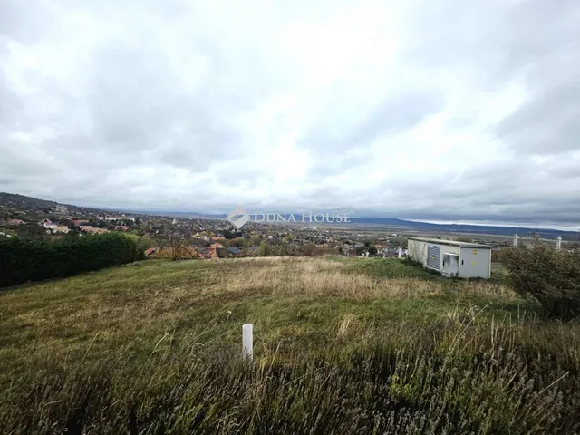 Eladó telek Zsámbék 2037 nm