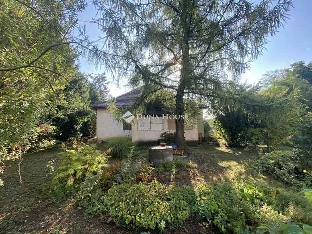 Eladó ház Besnyő, Szabadság utca 100 nm