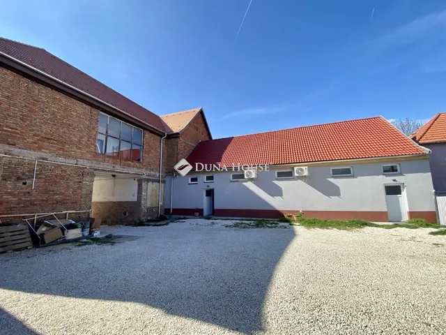 Eladó ház Pilisszántó, Kossuth Lajos utca 310 nm