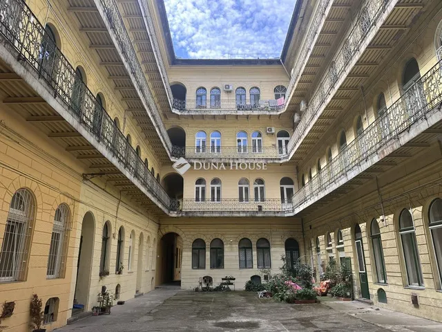 Eladó lakás Budapest IX. kerület, Üllői út 53 nm