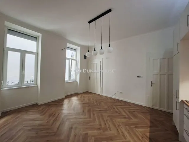 Eladó lakás Budapest I. kerület 55 nm