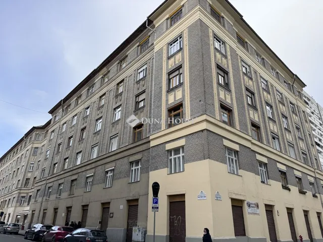 Eladó lakás Budapest VIII. kerület 70 nm