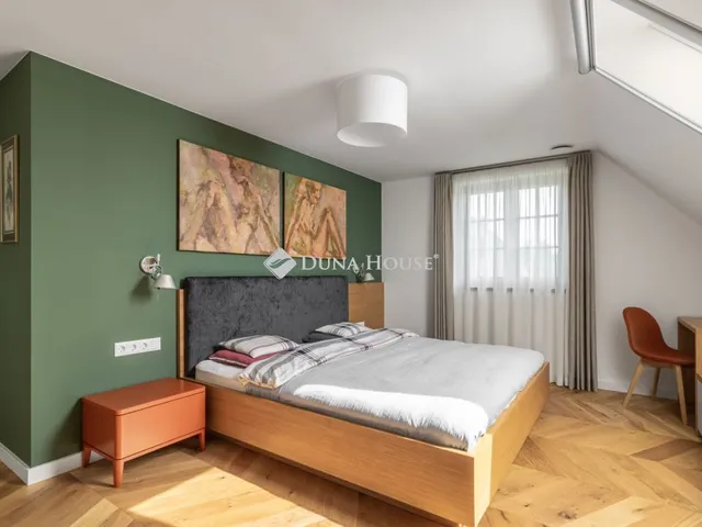 Eladó ház Szár 350 nm