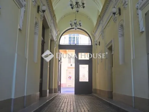 Eladó lakás Budapest V. kerület 119 nm