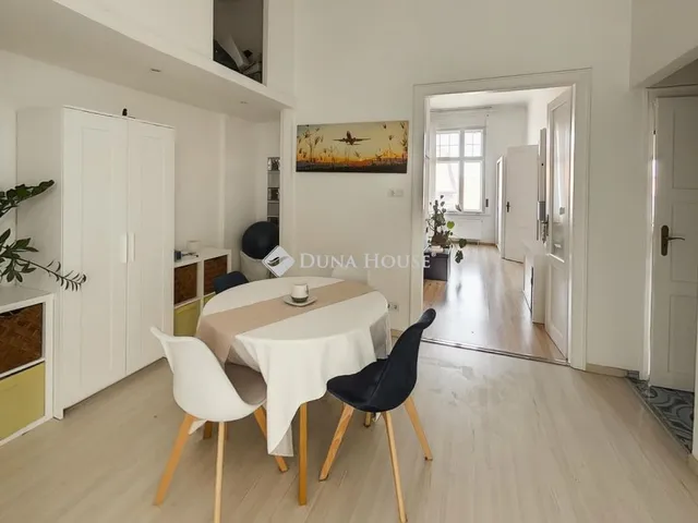 Eladó lakás Budapest VIII. kerület, Baross utca 77 nm