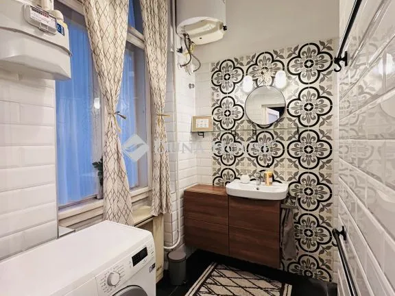 Eladó lakás Budapest VIII. kerület, Kisfaludy utca 73 nm