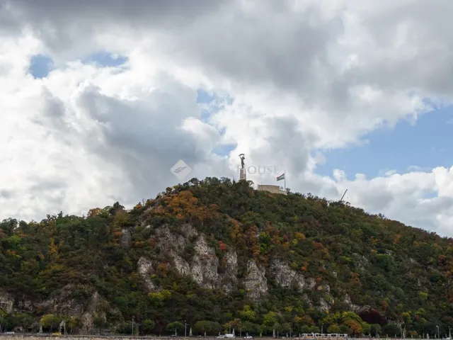 Eladó lakás Budapest V. kerület 129 nm