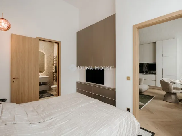 Eladó lakás Budapest V. kerület 69 nm