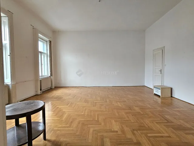 Eladó lakás Budapest VIII. kerület 192 nm