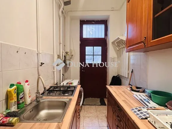 Eladó lakás Budapest VIII. kerület, Bérkocsis utca 38 nm