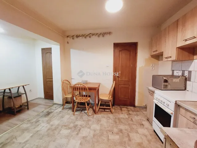 Eladó lakás Nagykanizsa, Teleki utca 55 nm