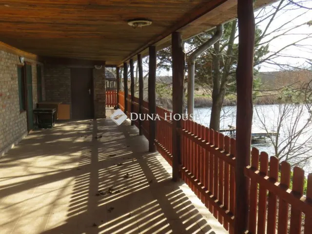 Eladó telek Úri 1389919 nm