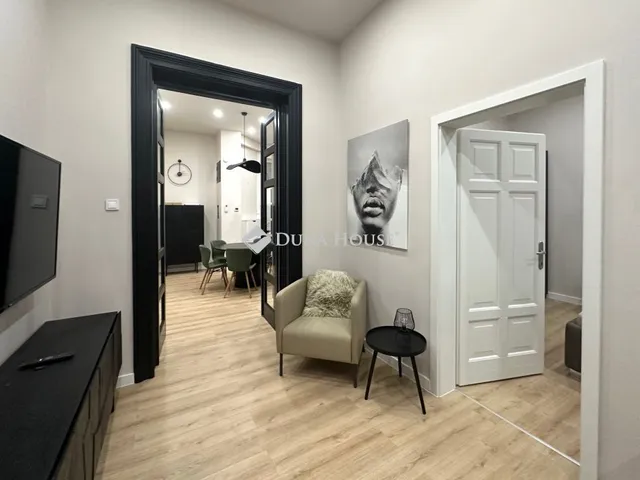 Kiadó lakás Budapest VI. kerület 62 nm