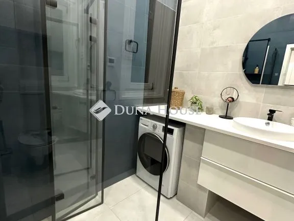 Kiadó lakás Budapest VI. kerület 62 nm