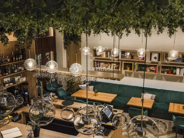 Kiadó kereskedelmi és ipari ingatlan Budapest VII. kerület 453 nm