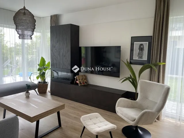 Eladó lakás Törökbálint 92 nm