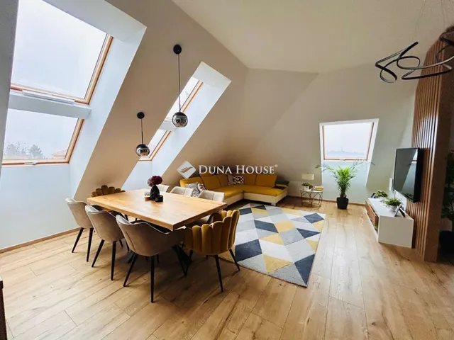 Eladó lakás Budapest III. kerület 219 nm