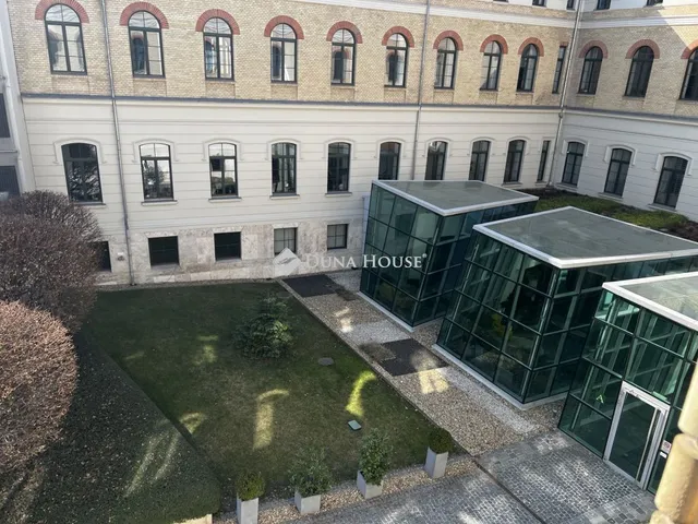 Kiadó kereskedelmi és ipari ingatlan Budapest III. kerület 202 nm