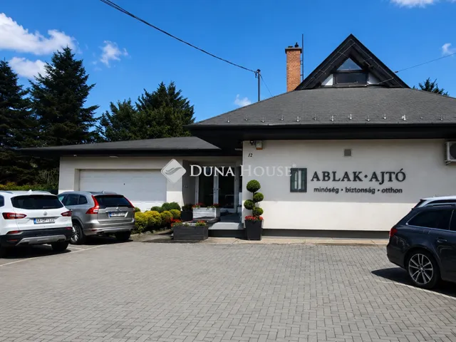 Eladó kereskedelmi és ipari ingatlan Budaörs 174 nm
