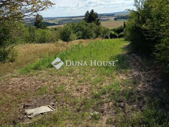Eladó telek Mány, Nincs utca 2370 nm