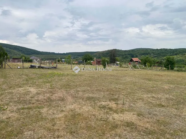 Eladó telek Alsópetény, Nincs utca 1040 nm