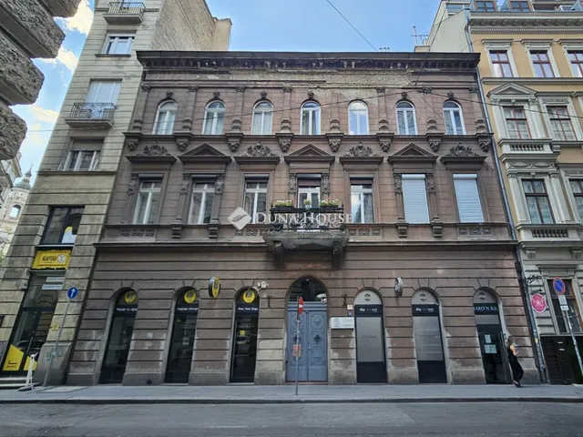 Eladó lakás Budapest VI. kerület, Révay utca 51 nm