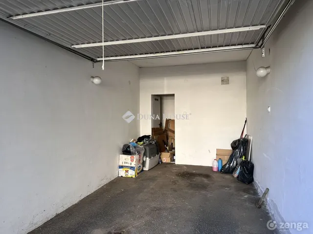 Eladó garázs Budapest XIV. kerület, Egressy út 18 nm