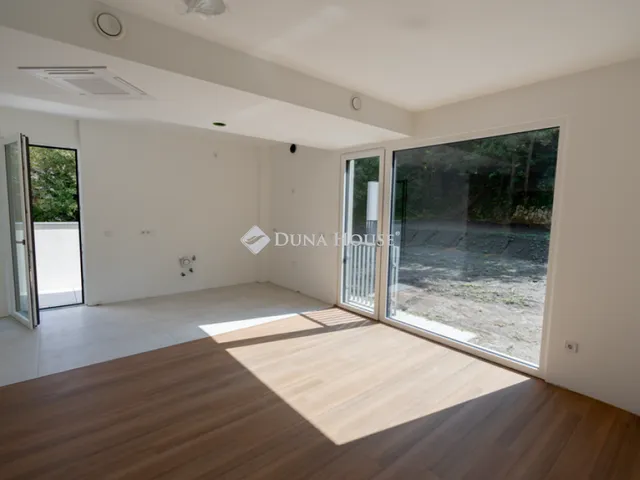 Eladó lakás Budapest II. kerület 97 nm