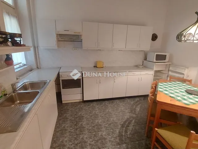Eladó lakás Budapest XII. kerület 68 nm