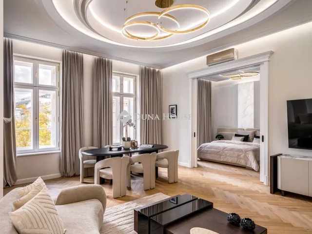 Eladó lakás Budapest VI. kerület 93 nm