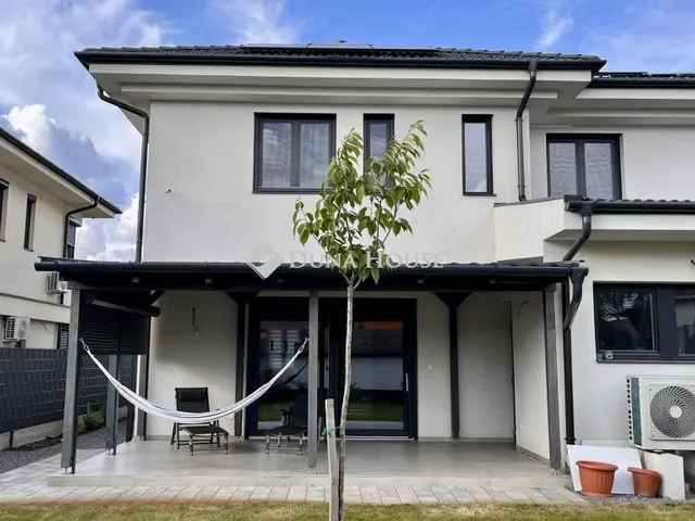 Eladó ház Mikepércs 128 nm