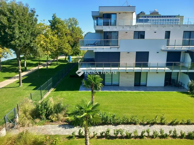 Eladó lakás Siófok 94 nm