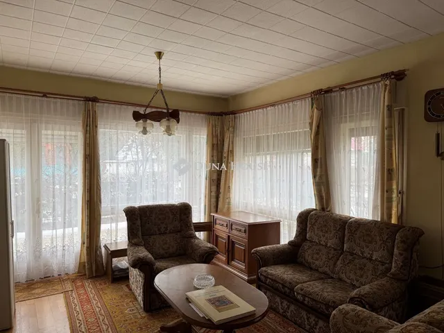 Eladó ház Siófok 249 nm