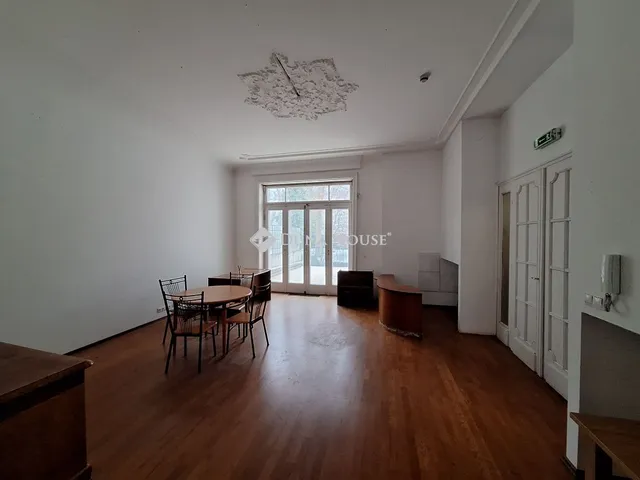 Kiadó kereskedelmi és ipari ingatlan Budapest VI. kerület 60 nm