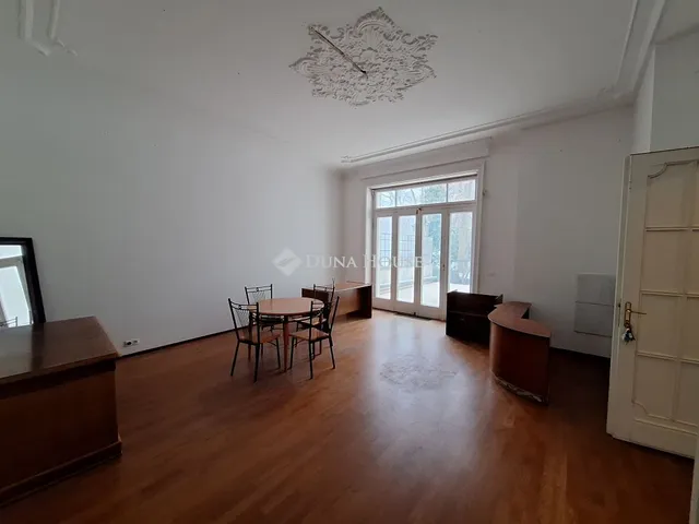 Kiadó kereskedelmi és ipari ingatlan Budapest VI. kerület 60 nm