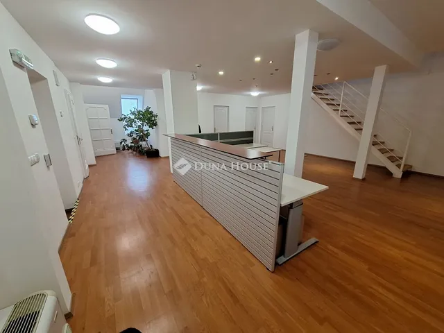 Kiadó kereskedelmi és ipari ingatlan Budapest VI. kerület 56 nm