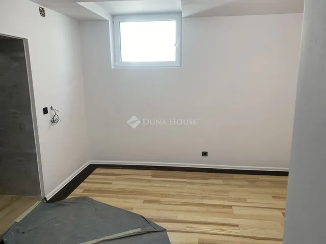 Eladó lakás Budapest II. kerület 66 nm