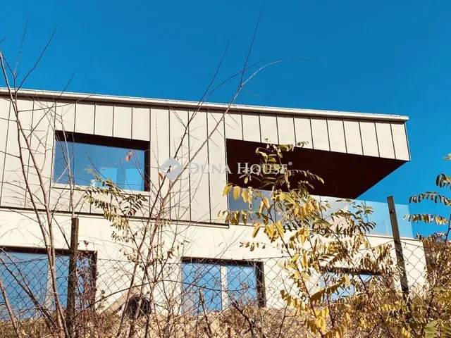 Eladó ház Csömör 175 nm