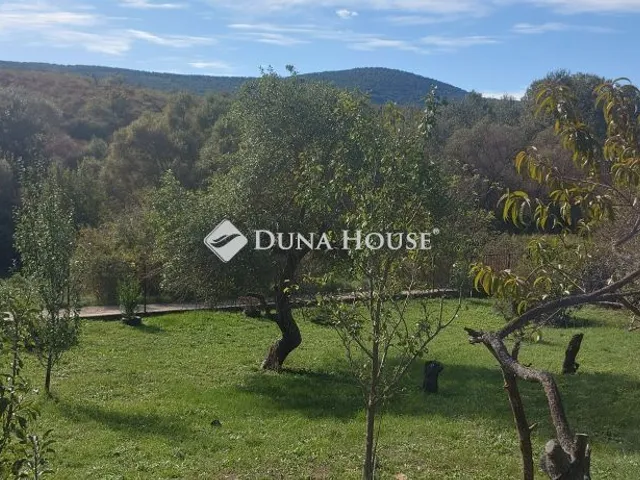 Eladó telek Budakalász, Klisovác utca 5227 nm