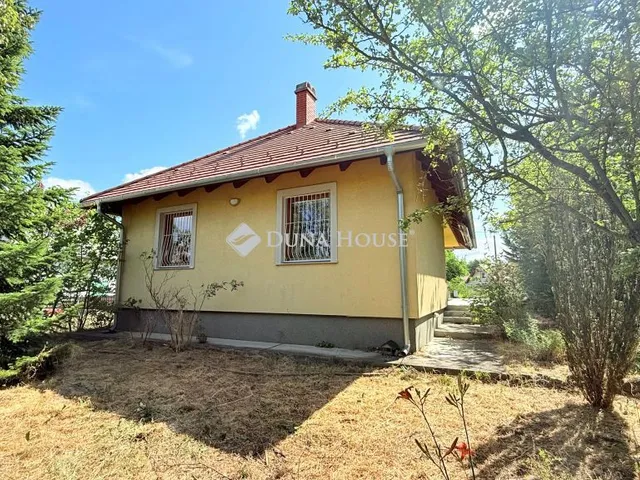 Eladó ház Pócsmegyer 160 nm