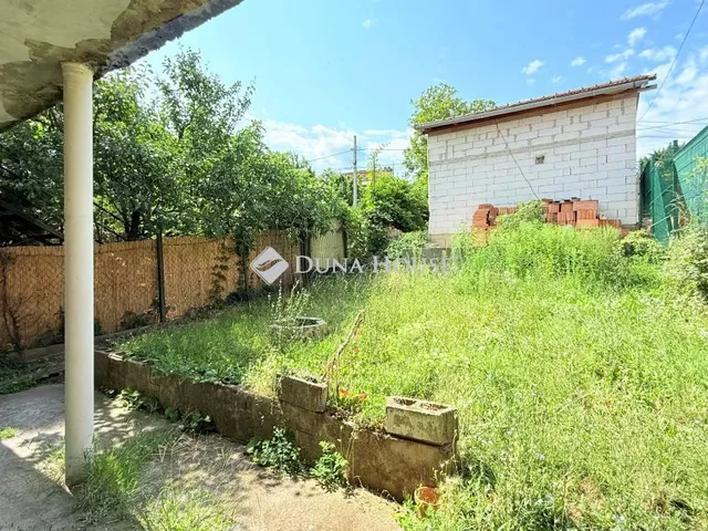 Eladó lakás Pomáz, Ősz utca 222 nm