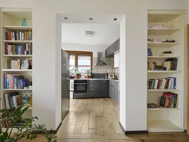 Eladó lakás Szentendre, Napos sétány 100 nm