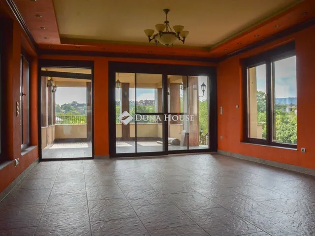 Eladó ház Szentendre, Szentlászlói út 490 nm