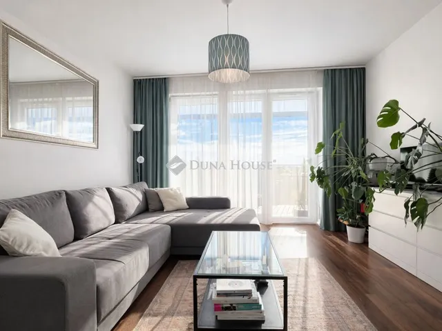 Eladó lakás Budapest III. kerület, Róza köz 49 nm