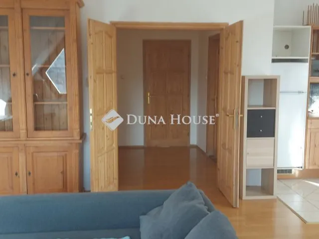 Kiadó lakás Szentendre, Szentlászlói út 52 nm