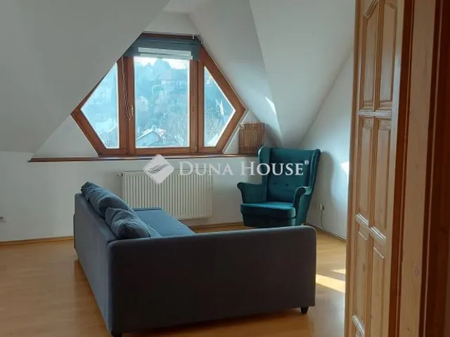 Kiadó lakás Szentendre, Szentlászlói út 52 nm